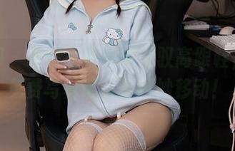 秀人网 - 看程程程如何驾驭高跟鞋，想要免费写真请自带巧妙移动！