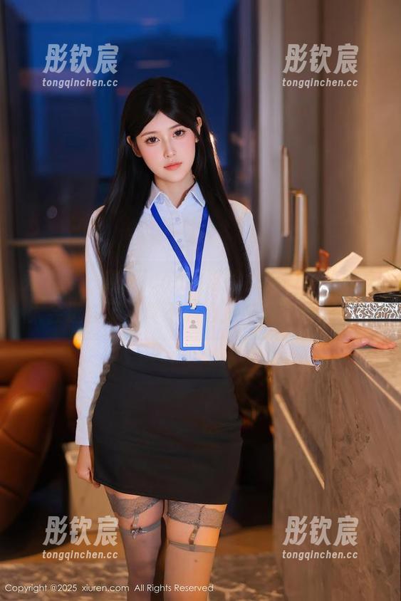 秀人网 - 筱慧icon的这组女友图集，简直太会选角了，真不忍心把她分享给别人。