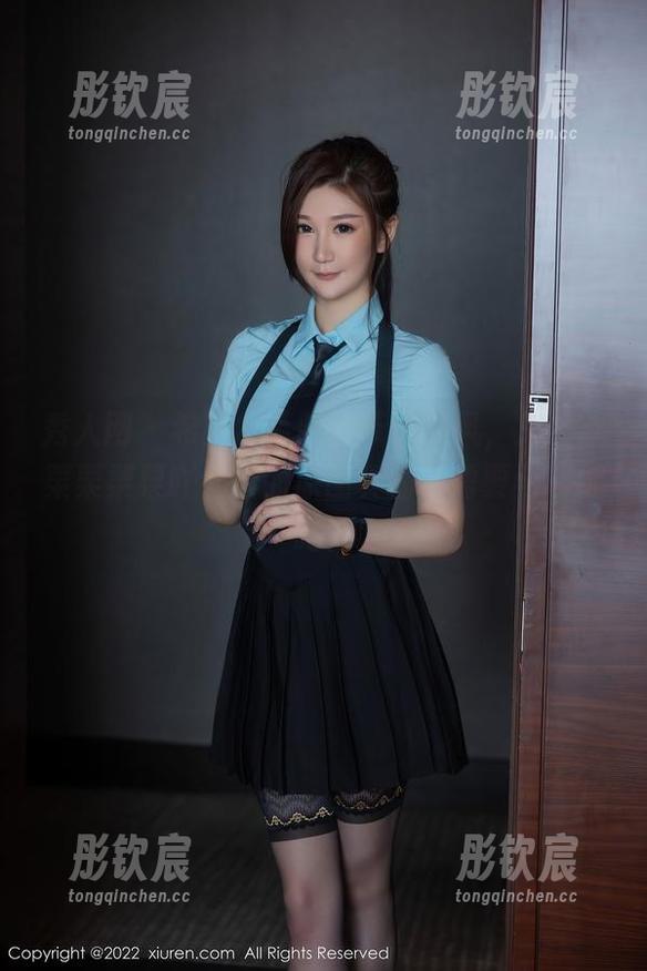 秀人网-艾栗栗栗栗栗栗吖 秀人网 - 希望水手服能带出海风,艾栗栗栗栗栗栗吖,你的原图真的不需要马桶纸吗?
