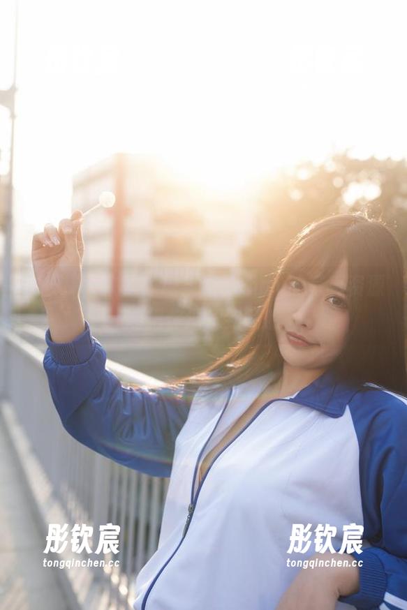 舰长提督来了！糖果果Candy的写真资源能把你逗乐到翻船