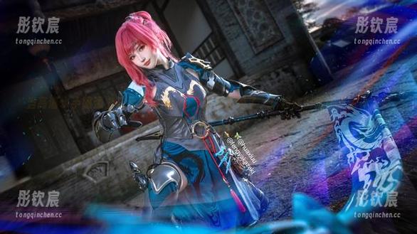 当高清水手服遇上花兮_honoka，这画面绝了，麻烦你别再让我眼神游离了！