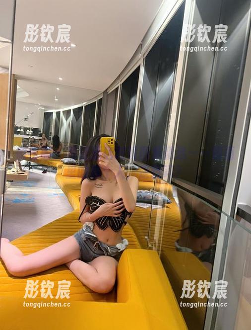 葛征 微密圈 - 葛征酒店对镜图集精选——镜面里的那个人,是我吗?