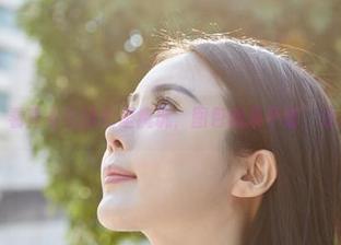 蜜桃社 - 看真希在旅拍里疯玩，图包倒是不错，分享下吧！
