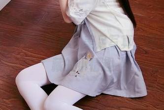 西尔酱的“治愈系”美足写真，图册中潜藏的小情趣