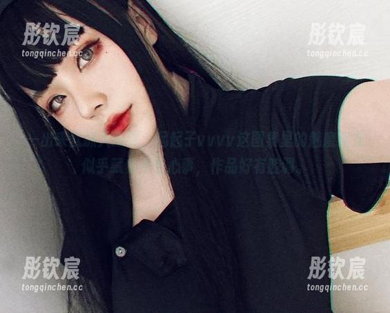 起起子vvvv 一出来就抓人眼球,起起子vvvv这图集里的魅魔修女似乎藏着不少心事,作品好有腔调。