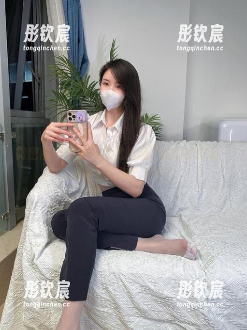微密圈 - 软妹小九九的加了滤镜的作品，图库里的淘气精灵？