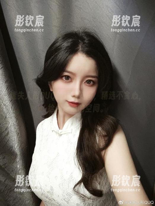 迷失人形QUQ的短裙美图，精选不贪心，给你想象的空间。