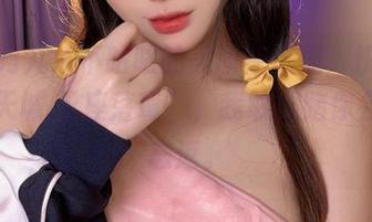 趁着阿九从不咕咕的美图在这里，快来下载“天城.玉座落鸾”，我敢打赌你会流连忘返。
