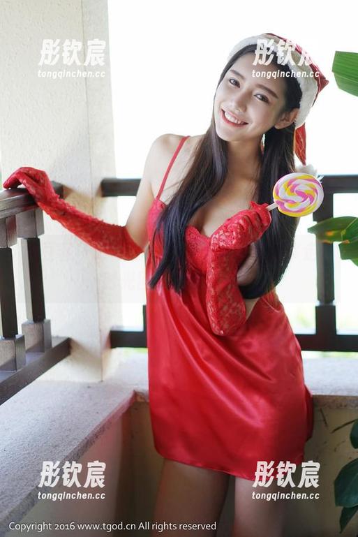 青豆客 - 谭晓彤的礼服套图，免费拿走，时光回头似水流年！