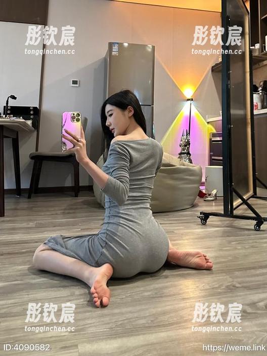 微密圈 - 黎允熙的白丝梦境：饱含细腻的高清套图